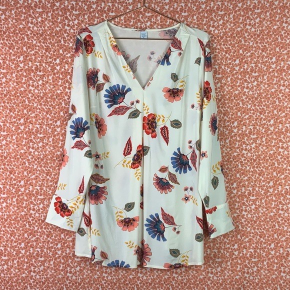 Old Navy Dresses & Skirts - OLD NAVY Long Sleeve Cocoon Dress Maternity